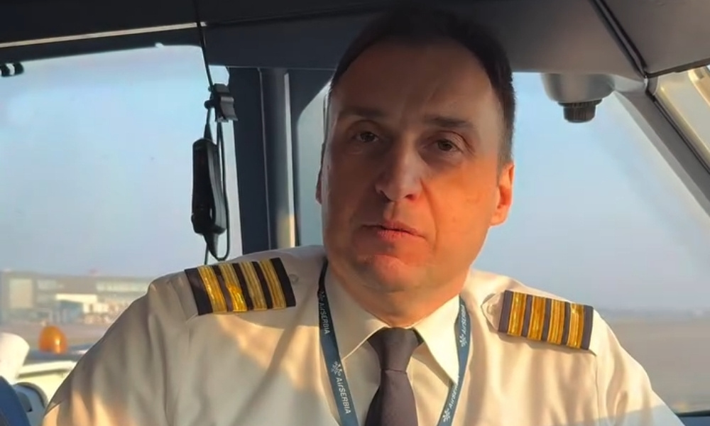 Kapetan Tasić pred polijetanje: Er Srbija ide po državljane u Dubai VIDEO