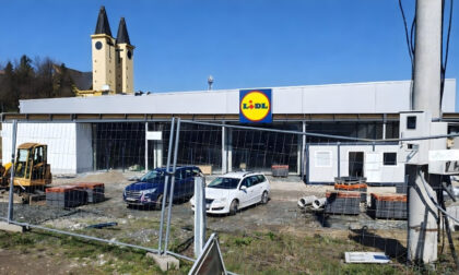Ko je mercedes, a ko golf dvojka? Ovako se domaći marketi pripremaju za Lidl FOTO