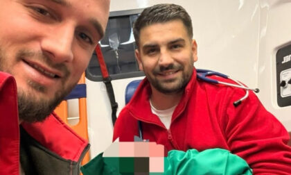 Porođaj u zabačenom selu: Ekipa Hitne pomoći pomogla majci i bebi FOTO