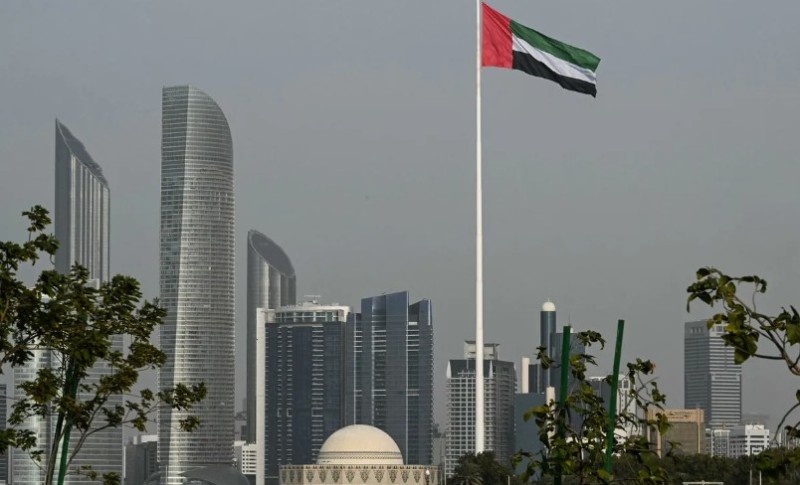 Dok čekaju evakuaciju: Ambasada BiH u Emiratima svojim građanima nudi jagnjetinu FOTO