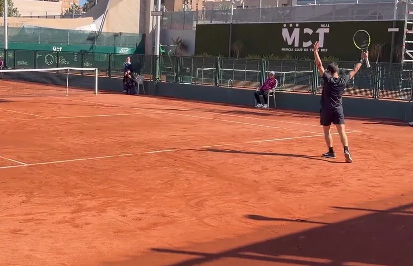 Stiže novi Alkaraz: Mlađi brat Karlosa sa 14 godina oduševljava svijet, osvojio turnir, igra isto kao on! VIDEO