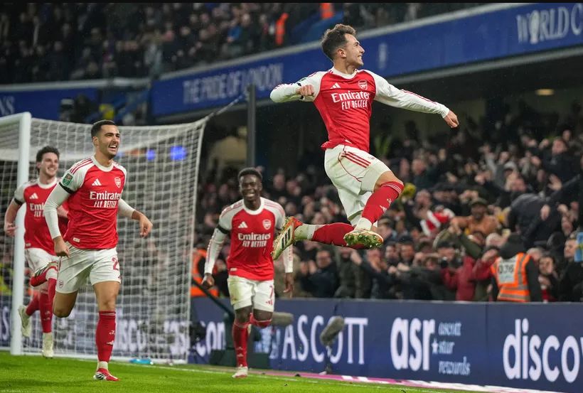 Arsenal teškom mukom do pobjede, Siti kiksnuo, Pedro het-trikom srušio Aston Vilu