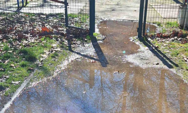 Stanari ogorčeni! Dječije igralište u Banjaluci godinama propada – da li je nekoga briga