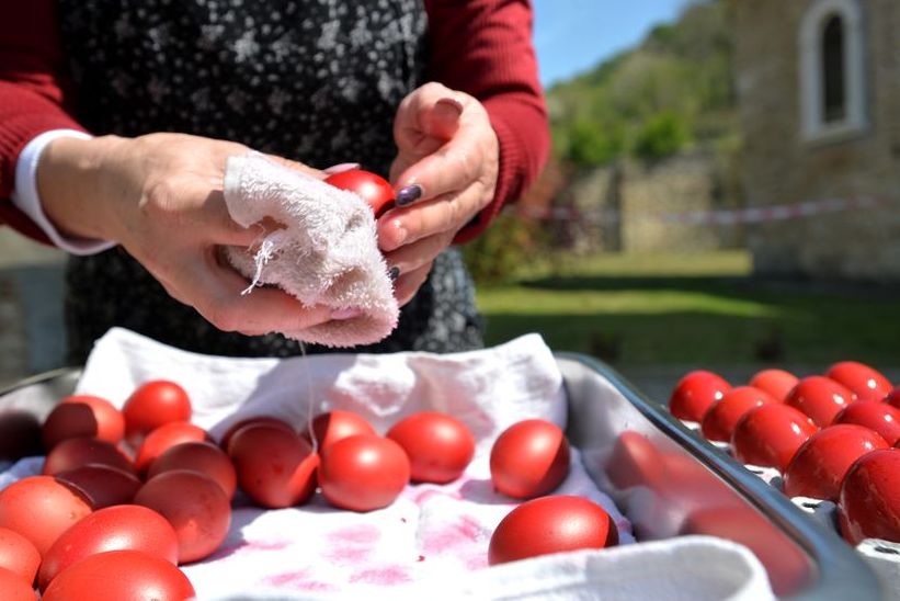 Pet najčešćih grešaka u farbanju jaja: Zbog njih pucaju i ne primaju boju ravnomjerno
