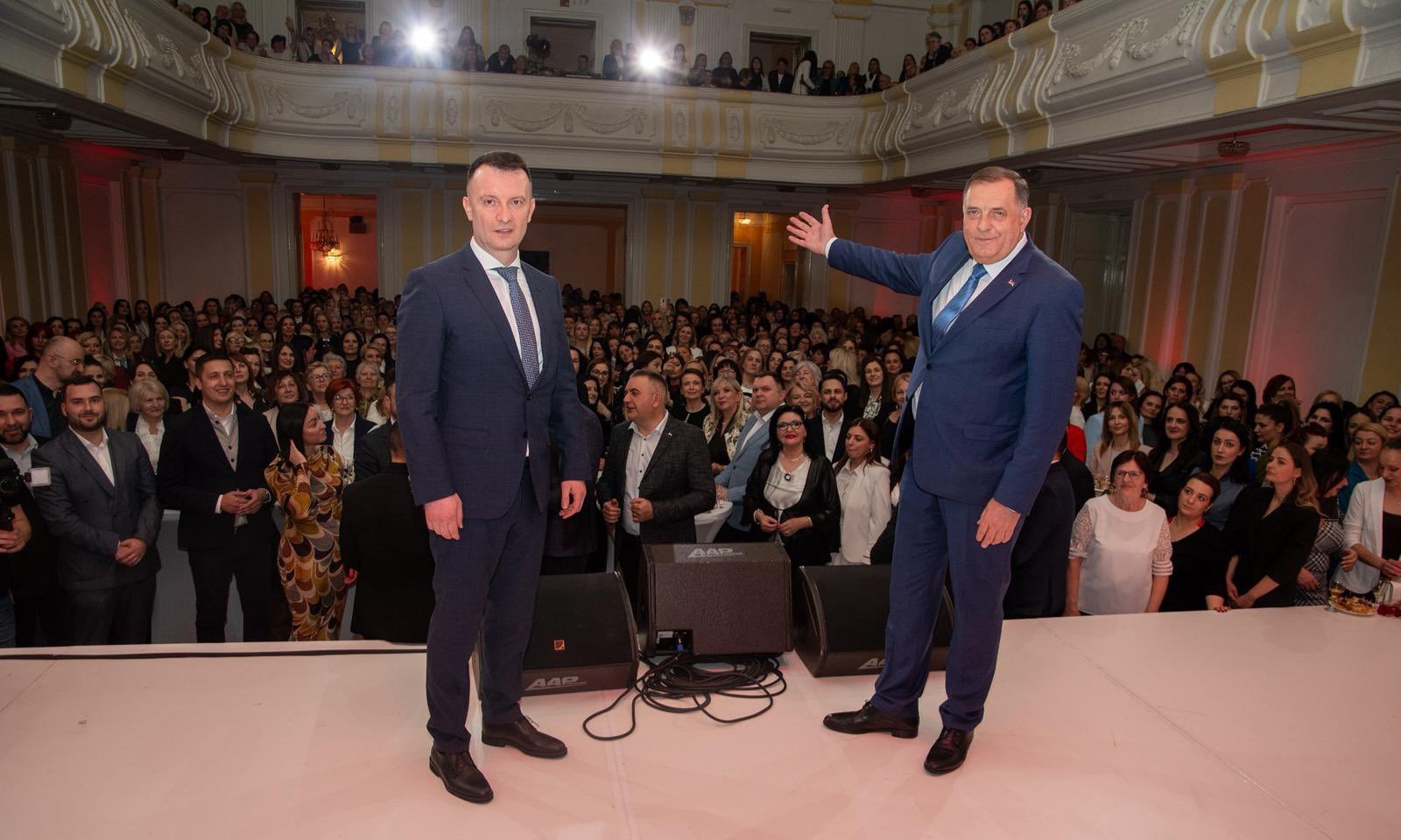 Dodik u prepunom Banskom dvoru: Svaka žena zaslužuje pažnju i poštovanje FOTO