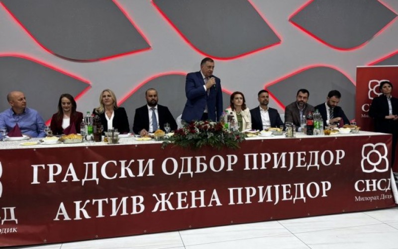 Dodik na proslavi povodom 8. marta: Žene doprinose pobjedama, održivosti i prepoznatljivosti