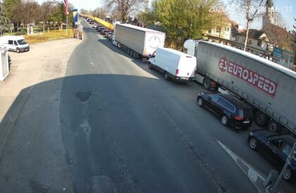 Vozači naoružajte se strpljenjem: Duge kolone na više graničnih prelaza