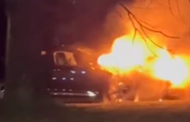 Akcija ”Oganj”: Rasvijetljene paljevine dva vozila, u toku pretresi