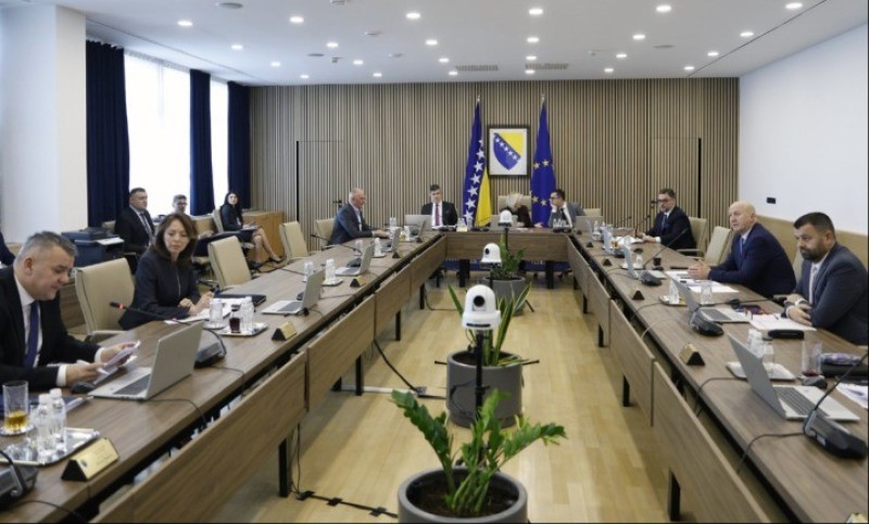 Savjet ministara: Donesena odluka o traženju međunarodne pomoći za evakuaciju građana BiH