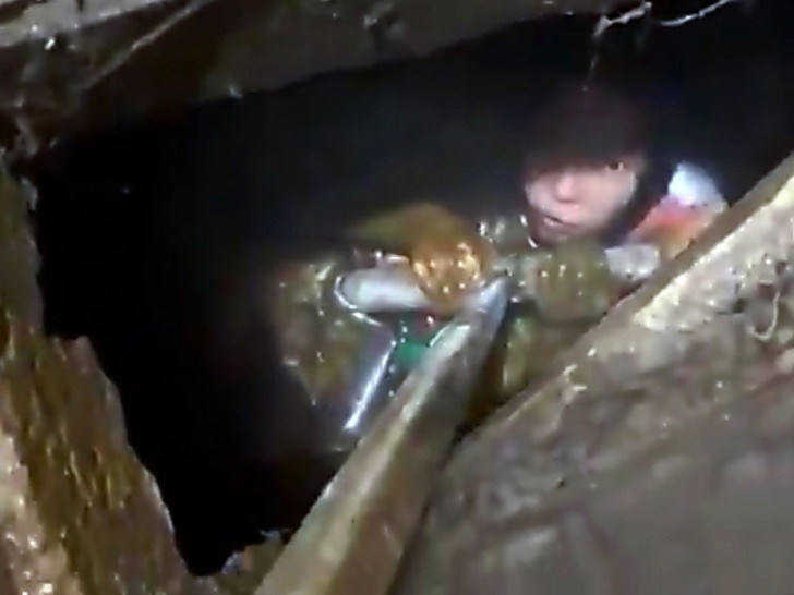 Djevojka provela 48 sati zarobljena u septičkoj jami: Policija je slučajno pronašla VIDEO