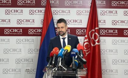 Rast plata i penzija kao odgovor na rast cijena: Amidžić upozorava da bi ukidanje akciza ugrozilo budžet FOTO