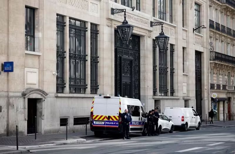 Spriječen teroristički napad u Parizu! Na meti bila čuvena institucija, policajci reagovali u posljednji tren!