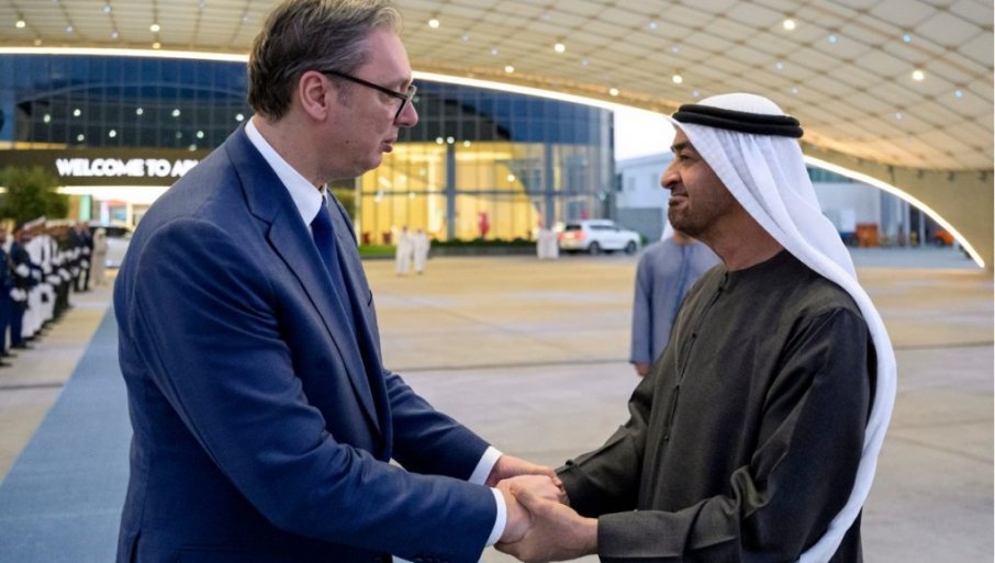 Vučić u iznenadnoj posjeti Emiratima: Sastao se sa Bin Zajedom