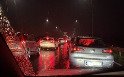 Tragedija na brzoj cesti: Nastradao mladi vozač iz Banjaluke, naložena obdukcija