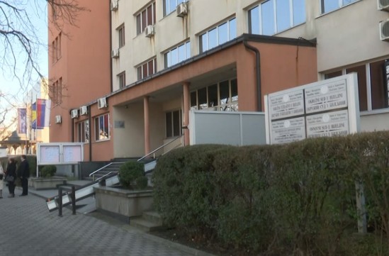 Došao i ostao! Načelnika hapšenog zbog droge vratili na posao u Zavodu za statistiku