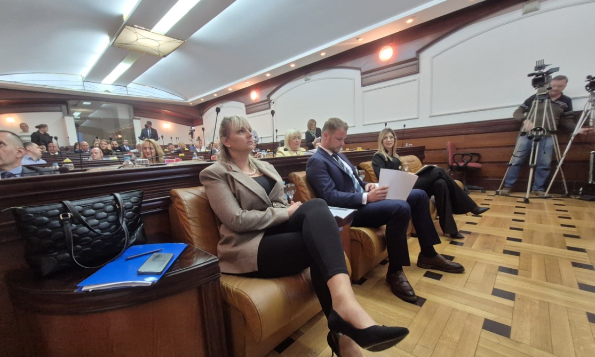 Banjalučki odbornici u klupama: Regulacioni planovi i krediti na dnevnom redu FOTO