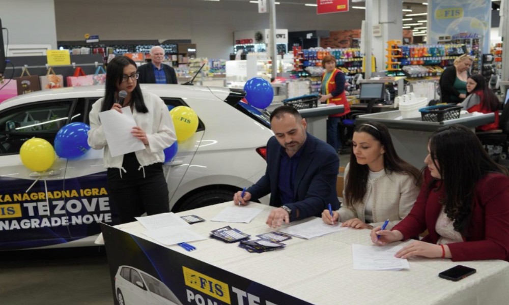 Veliko izvlačenje u Banjaluci: Ko je osvojio Škodu, a ko poklon bon?
