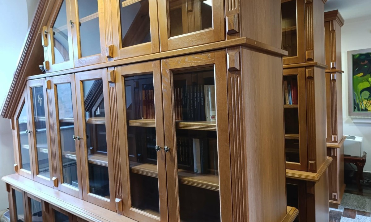 Spoj nauke i duhovnost: UNIBL darovao više od 700 knjiga manastiru Osovica