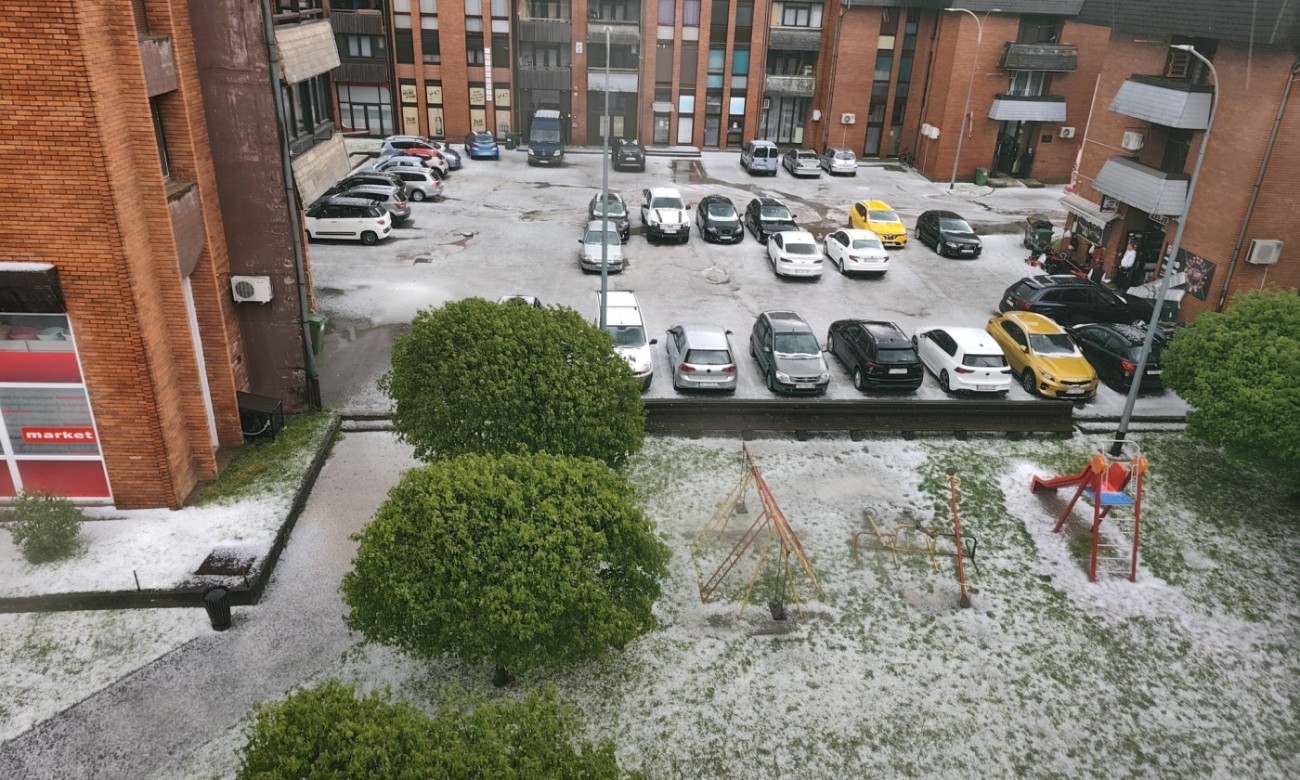 Proljeće pretvoreno u zimu: Jako nevrijeme zahvatilo nekoliko gradova u Hrvatskoj