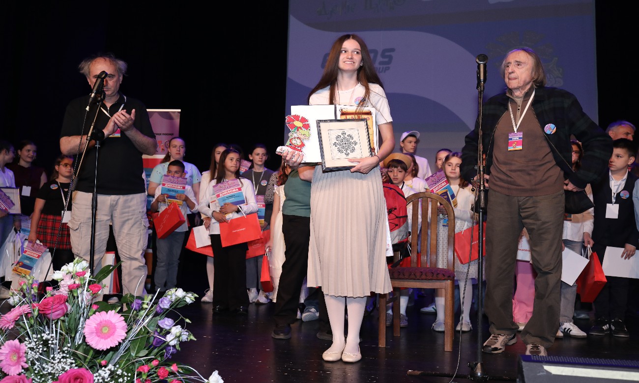 Banjaluka slavi talent: Milica Nikoletić osvojila festival poezije