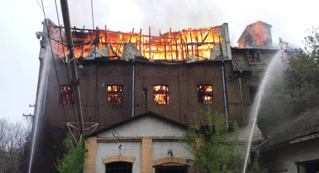 Vatra “progutala” objekat: Djeca zapalila čuveni mlin