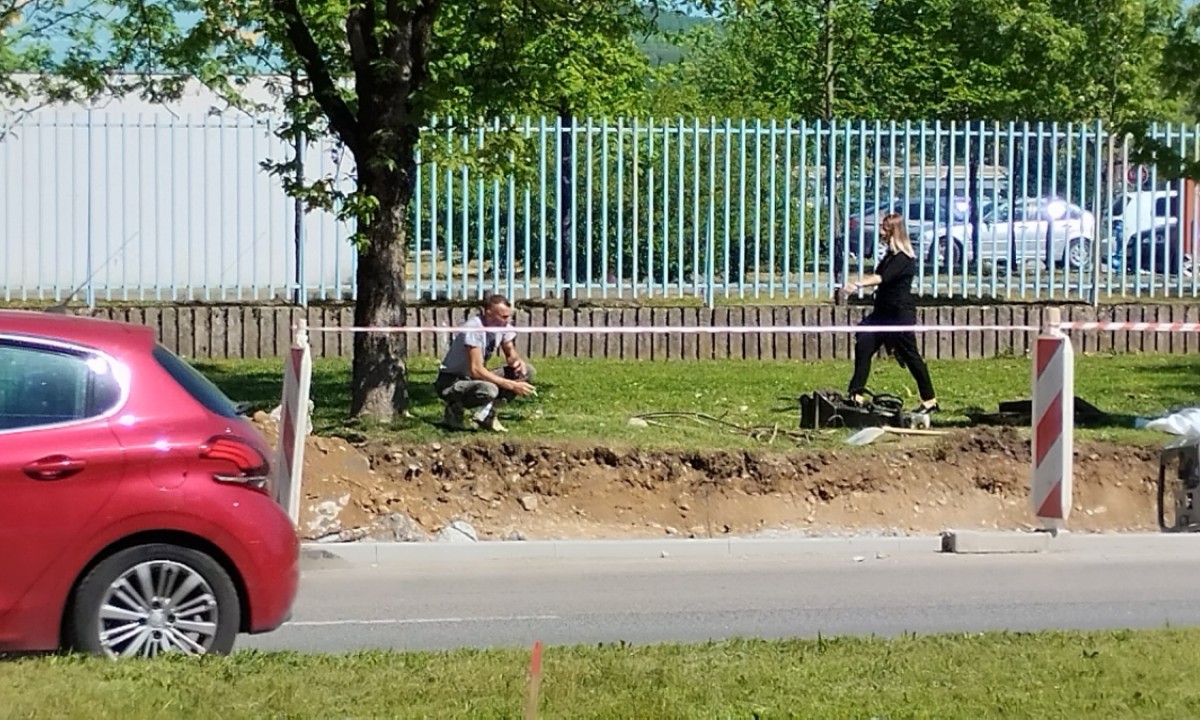 Nervoza na banjalučkoj raskrsnici: Kad će biti gotovi radovi kod Audi servisa FOTO