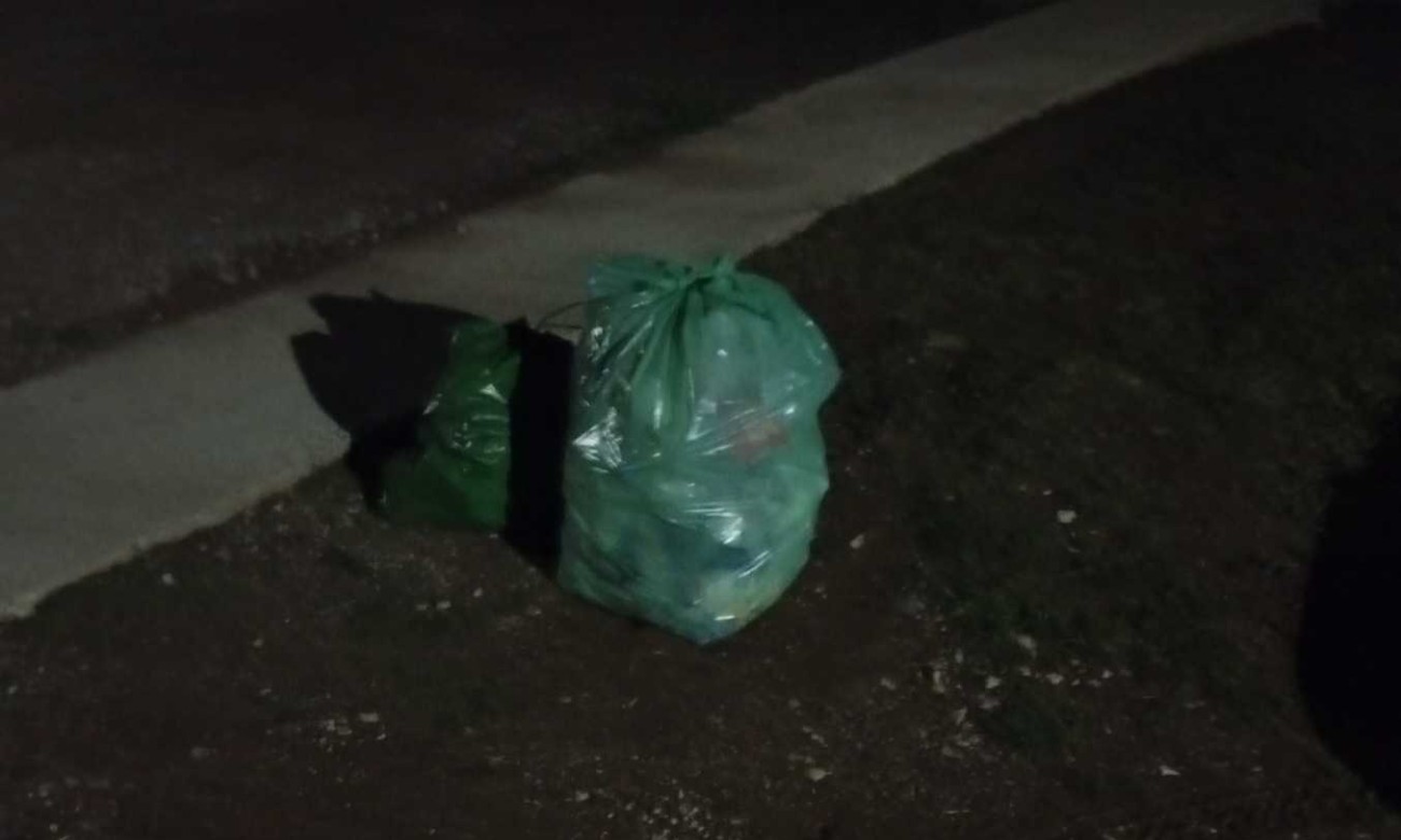 Cijene skočile, standard opao: Banjalučani ogorčeni jer smeće “prenoći” na ulicama