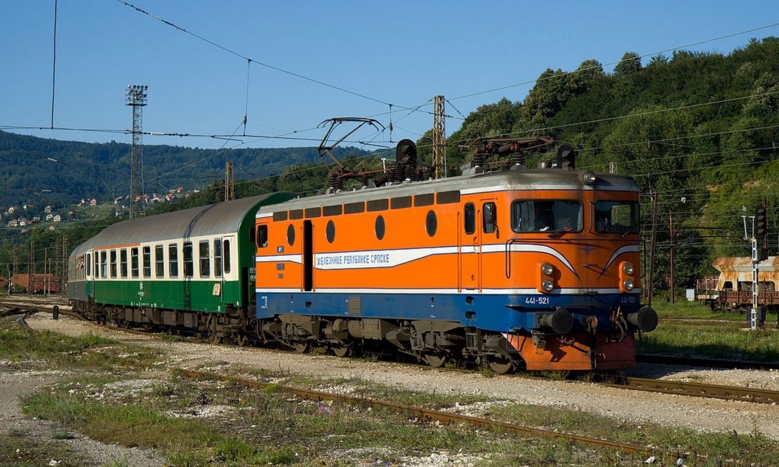 Ponovo uspostavljen željeznički saobraćaj: Vozovi krenuli na relaciji Doboj Banjaluka
