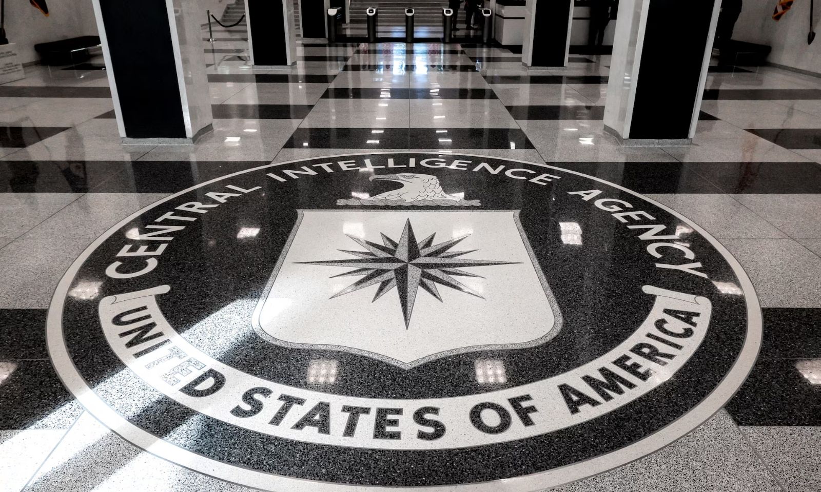 CIA uvodi vještačku inteligenciju u analizu: Planirano uključivanje u sve platforme