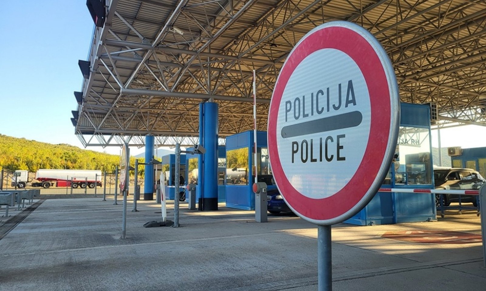 Nova pravila na granici sa Hrvatskom: Pogrešna traka može koštati do 60 evra