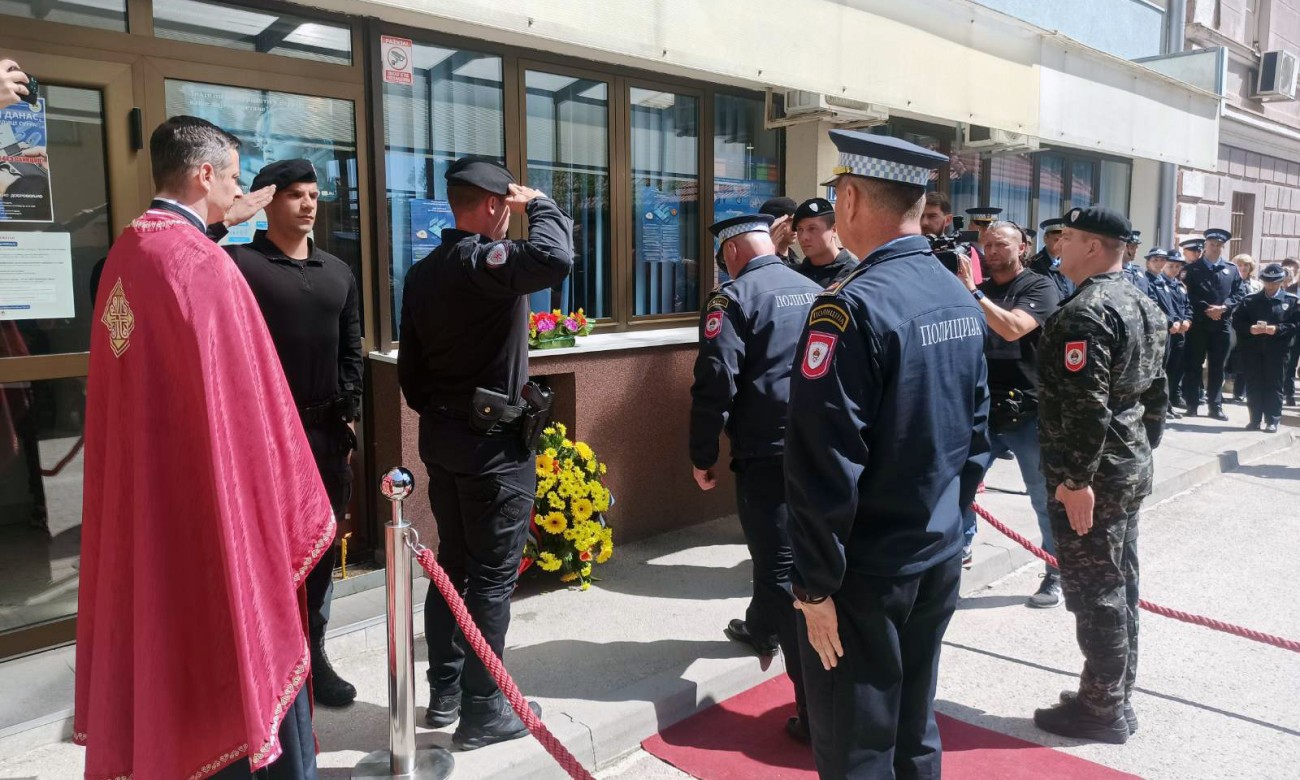 Zvornik pamti, ali pravda kasni: Odata počast policajcu Draganu Đuriću
