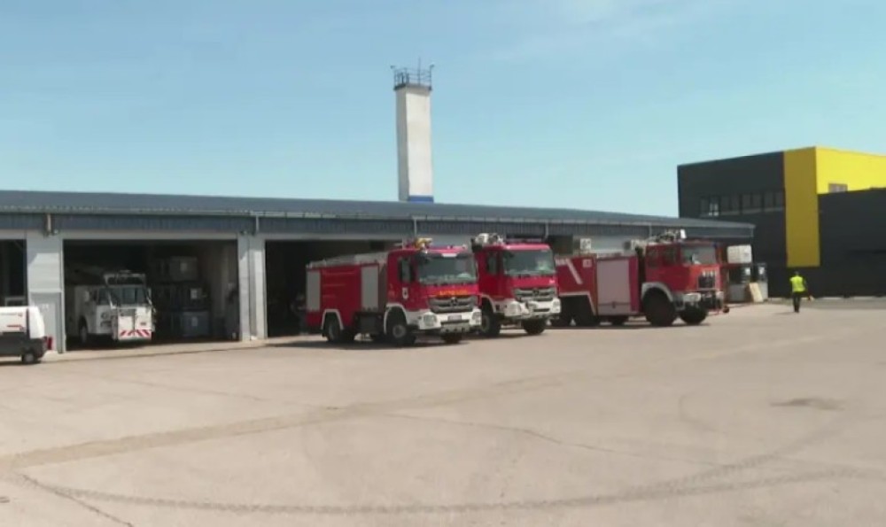 Grad Banjaluka “zakazao”: Na aerodrom konačno stiglo vatrogasno vozilo, ali iz Sarajevo