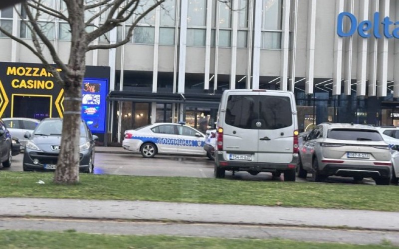 Delta ekspresno evakuisana: Ogromne gužve u saobraćaju VIDEO