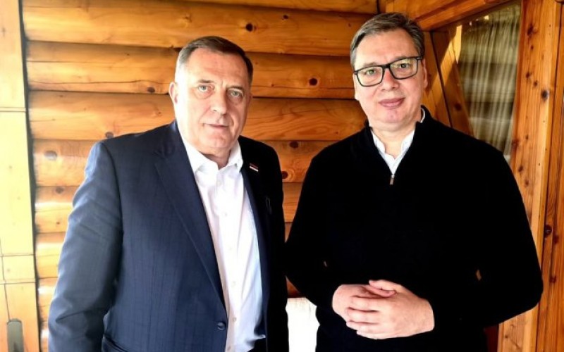 Dodik sa Vučićem: Dogovoren nastavak saradnje u svim značajnim političkim i ekonomskim pitanjima FOTO