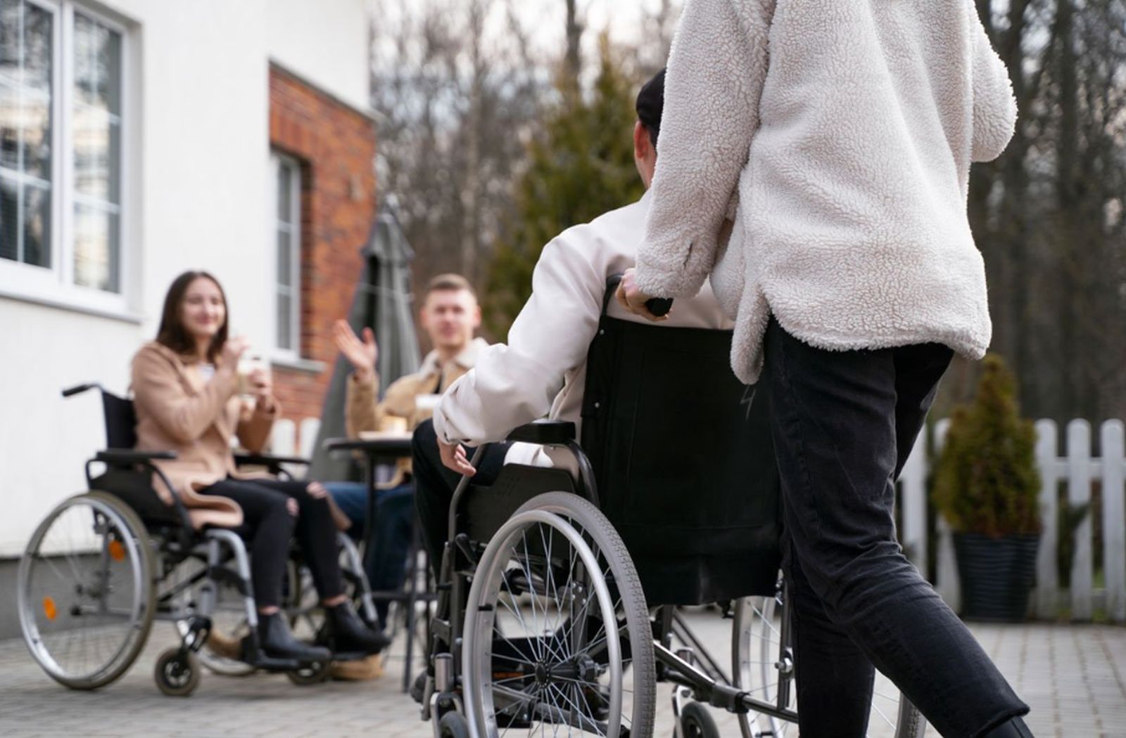 Pristupačnost u Banjaluci samo na papiru: Novi objekti bez osnovnih uslova za osobe sa invaliditetom