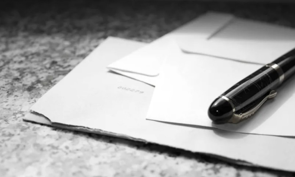 Masovno se šalju koverte u kojima se nalazi po deset evra: Evo ko i kako ih može dobiti