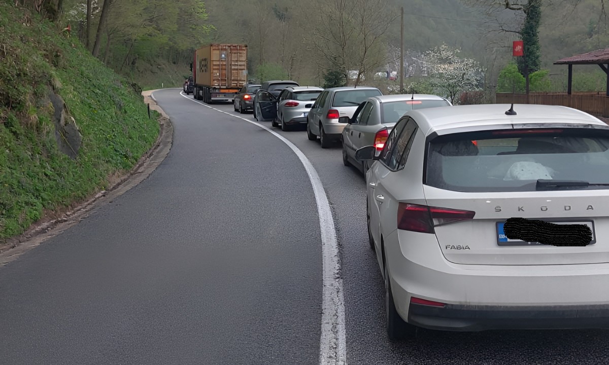 Nesreća u kanjonu Tijesno: Potpuno blokiran saobraćaj