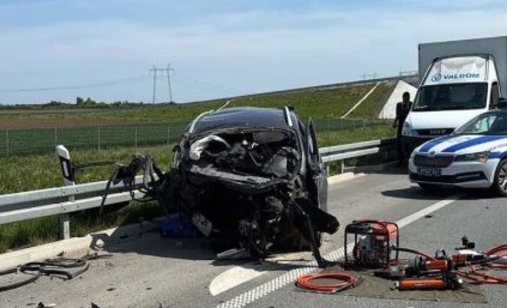 Vozač ubica usmrtio tri osobe, ljudi slali vapaj: “Tamni Ford vozi 130 u suprotnom smjeru!”