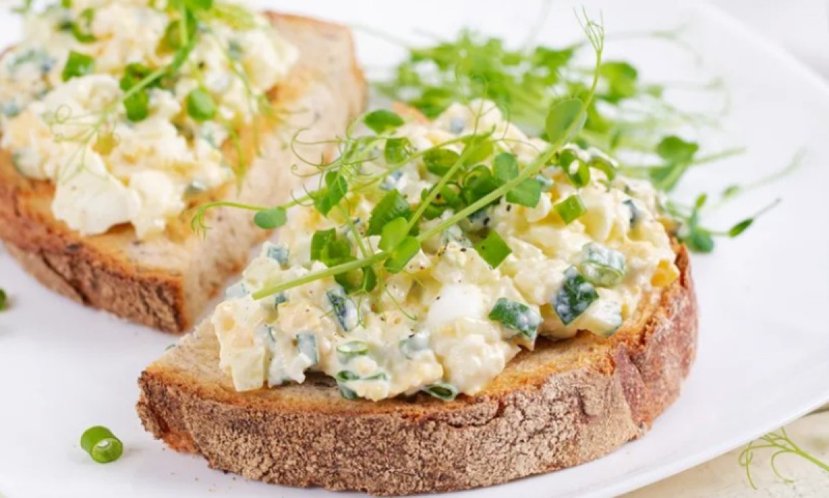 Ne bacajte vaskršnja jaja: Za par minuta napravite perfektan namaz i najukusniji doručak