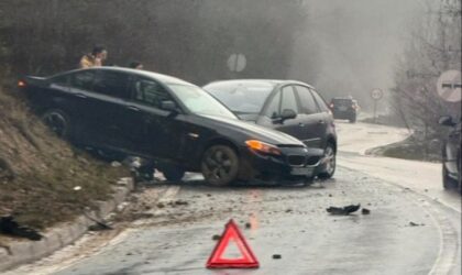 Još jedna nesreća na putevima u BiH: Sudar dva vozila usporio saobraćaj