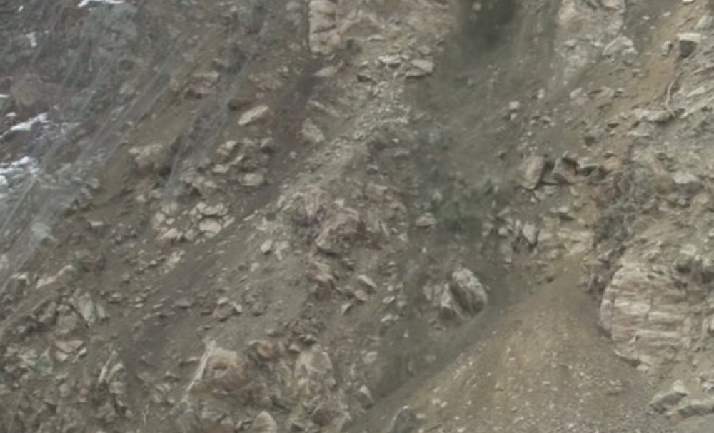 Vozači, smanjite gas: Oprez zbog smanjene vidljivosti, klizišta i odrona u BiH