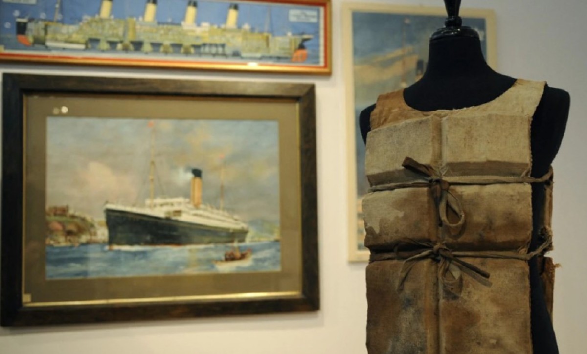 Na njemu osam potpisa preživjelih: Prsluk za spasavanje sa Titanika ide na aukciju