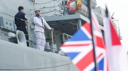 HMS Dragon u punoj pripravnosti: Britanski ratni brod pristao u Sredozemnom moru