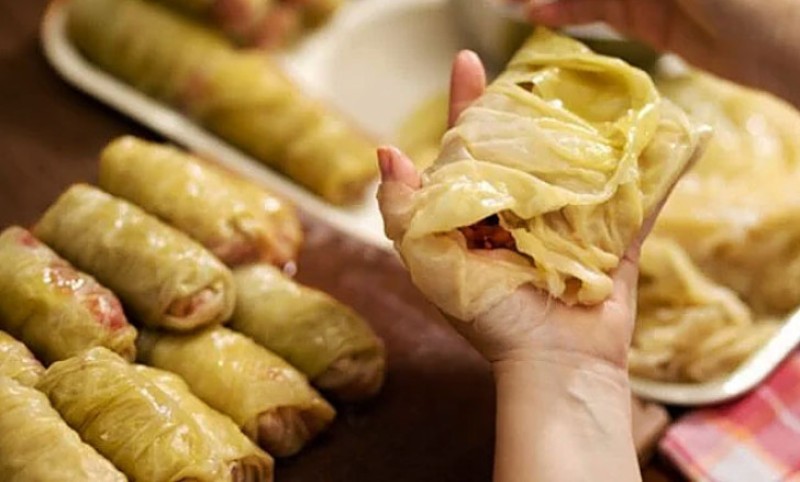 Bake uvijek dodaju jedan sastojak u sarmu: Listovi kupusa ostaju meki i savitljivi