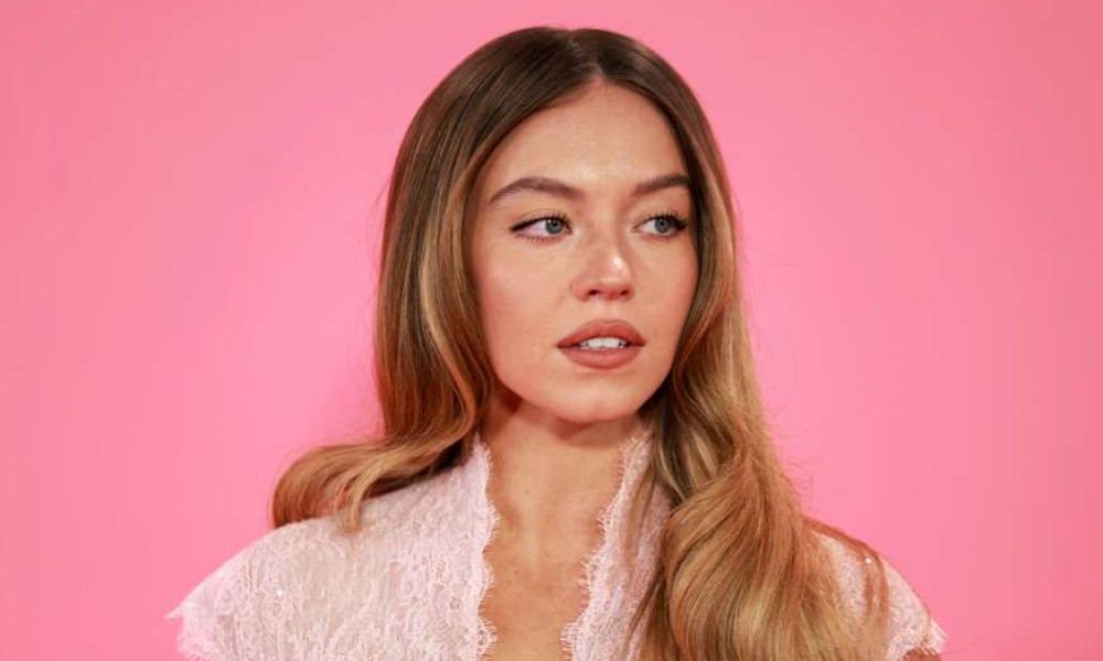 Skandal u Holivudu: Sidni Svini izbačena iz filma “Đavo nosi pradu 2” VIDEO