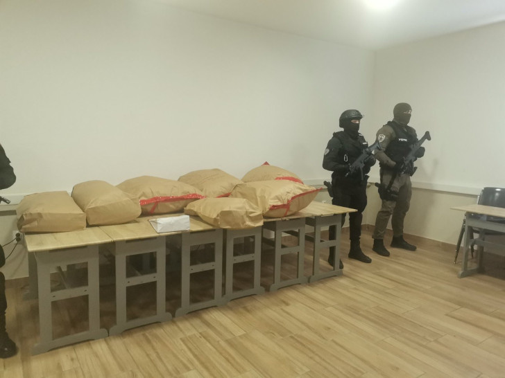 Akcija “Brazil”: Petorka uhapšena sa 50 kilograma skanka ostaje u pritvoru