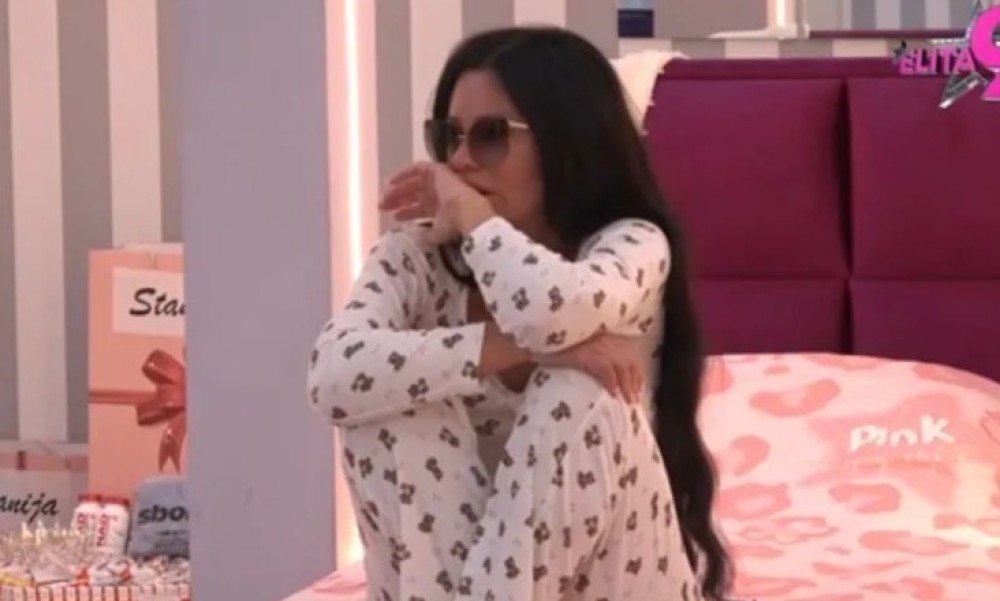 Starletu sve stiglo zbog izdaje: Stanija plakala kao kiša, ona prišla da je utješi