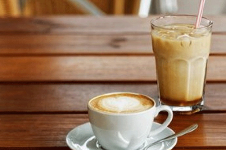 Topla ili ledena kafa: Koja je zdravija?