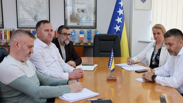 Dok se pogoni gase iz Vlade FBiH poručuju: Otpuštanje radnika i stečaj Nove Željezare Zenica nisu opcija