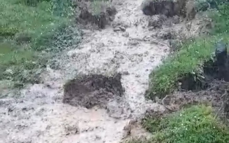 Apel na oprez u Zvorniku: Klizišta u Čelopeku i Tabancima